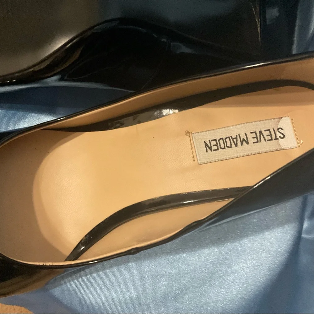 Women’s Block Heel Shoe, Steve Madden - Picture 9 of 10